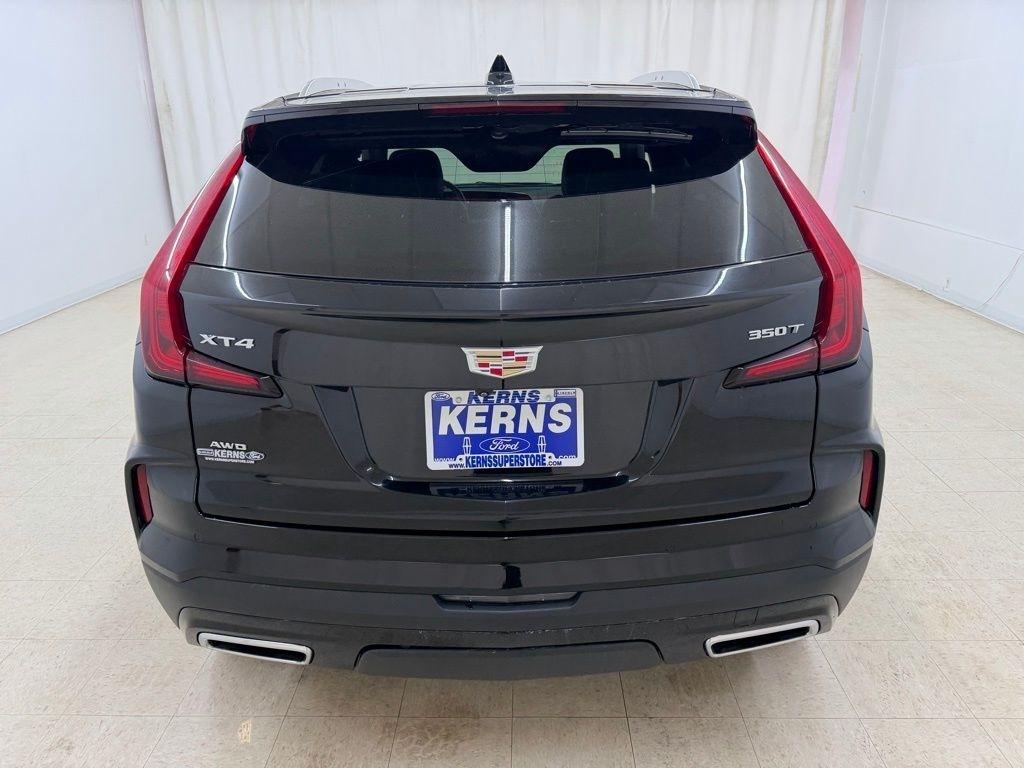 Cadillac XT4  2025