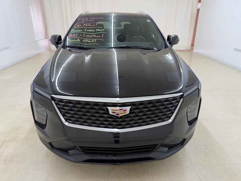 Cadillac XT4  2025