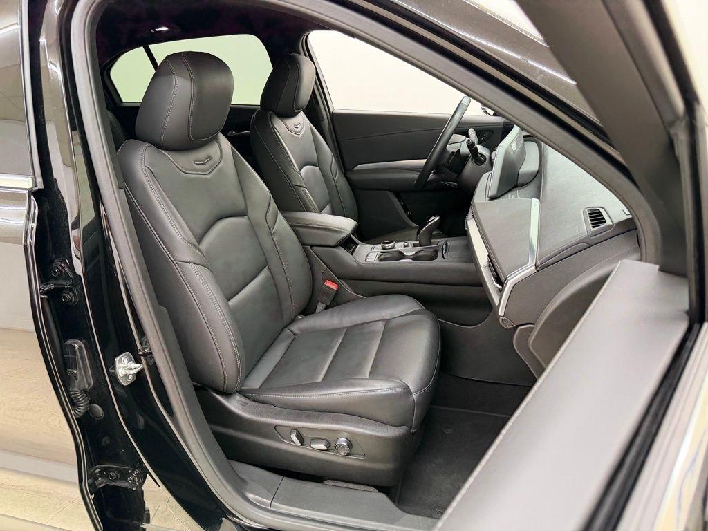 Cadillac XT4  2025