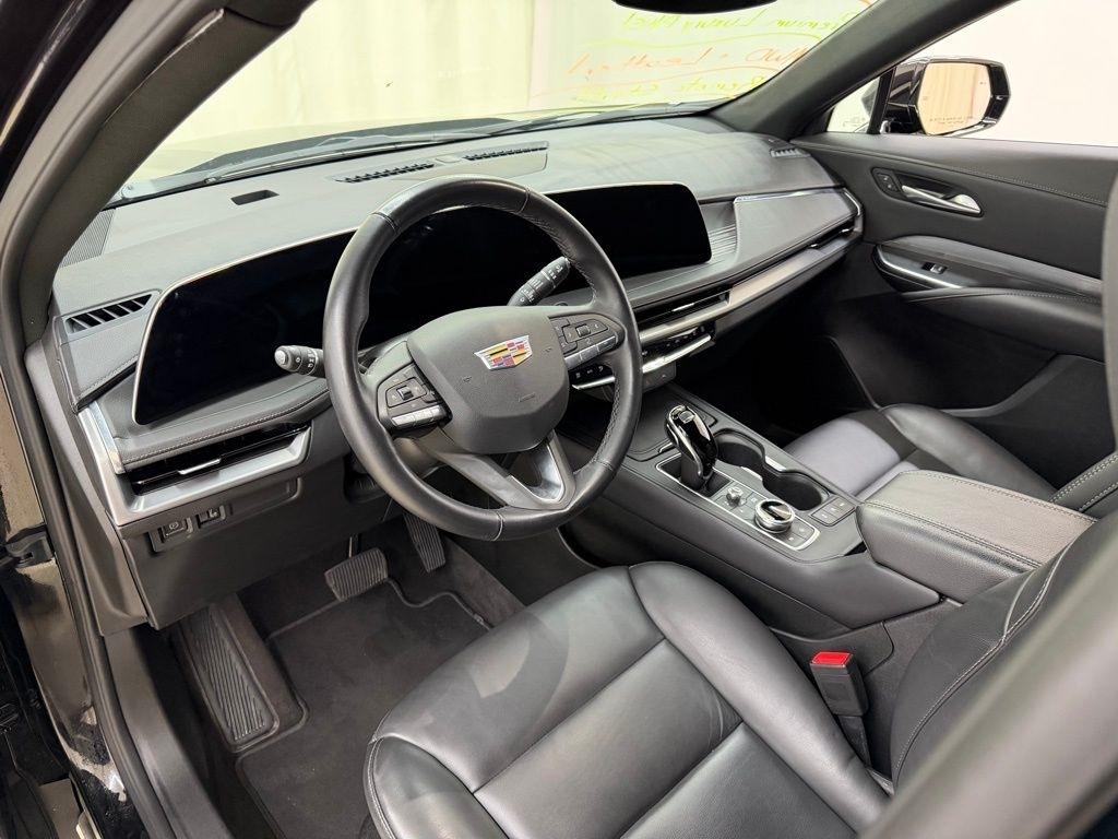 Cadillac XT4  2025
