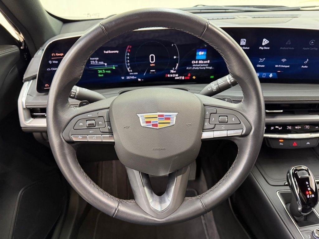 Cadillac XT4  2025