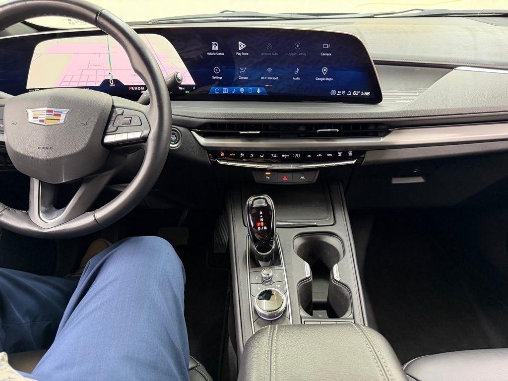 Cadillac XT4  2025
