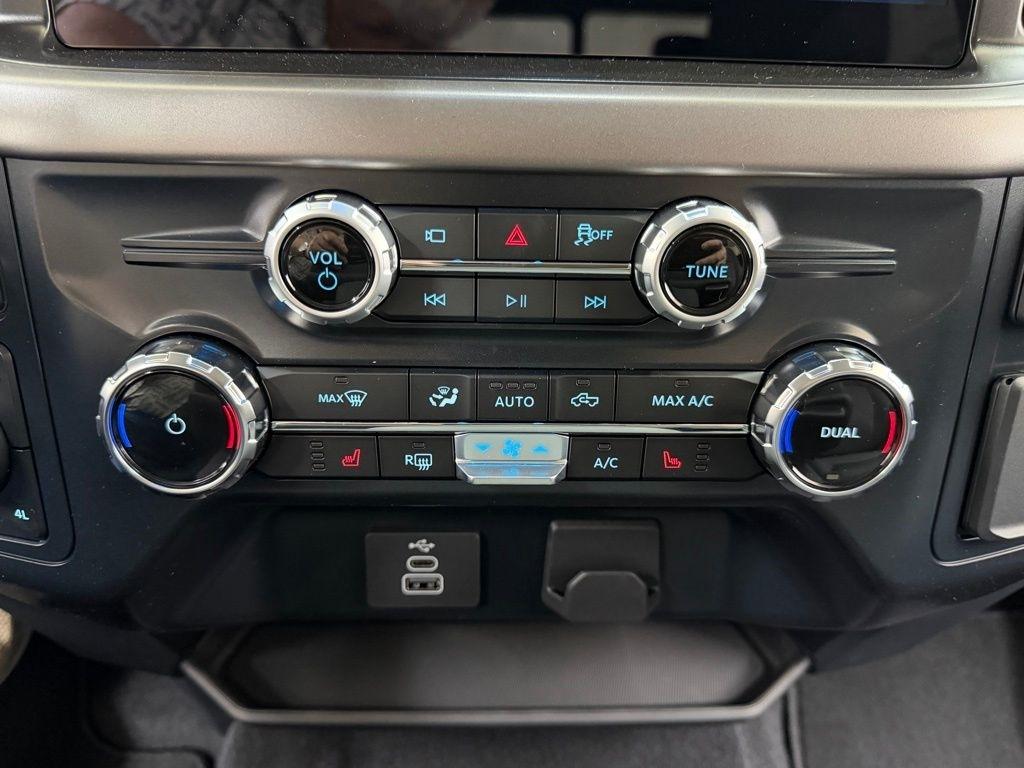 Ford F-150  2026