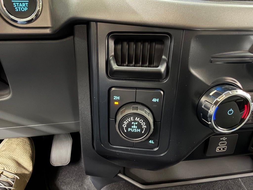 Ford F-150  2026