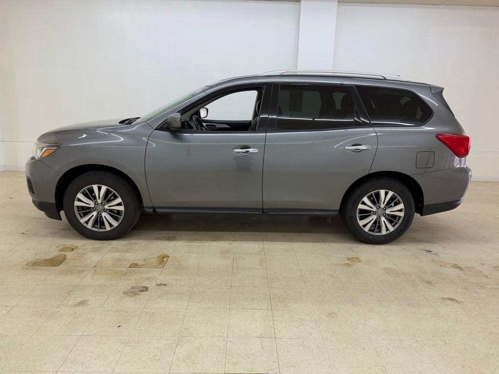 Nissan Pathfinder  2019