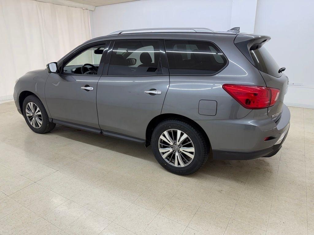 Nissan Pathfinder  2019