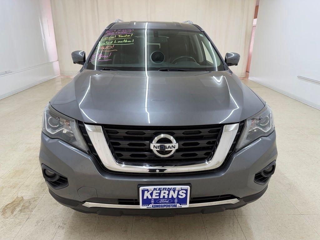 Nissan Pathfinder  2019