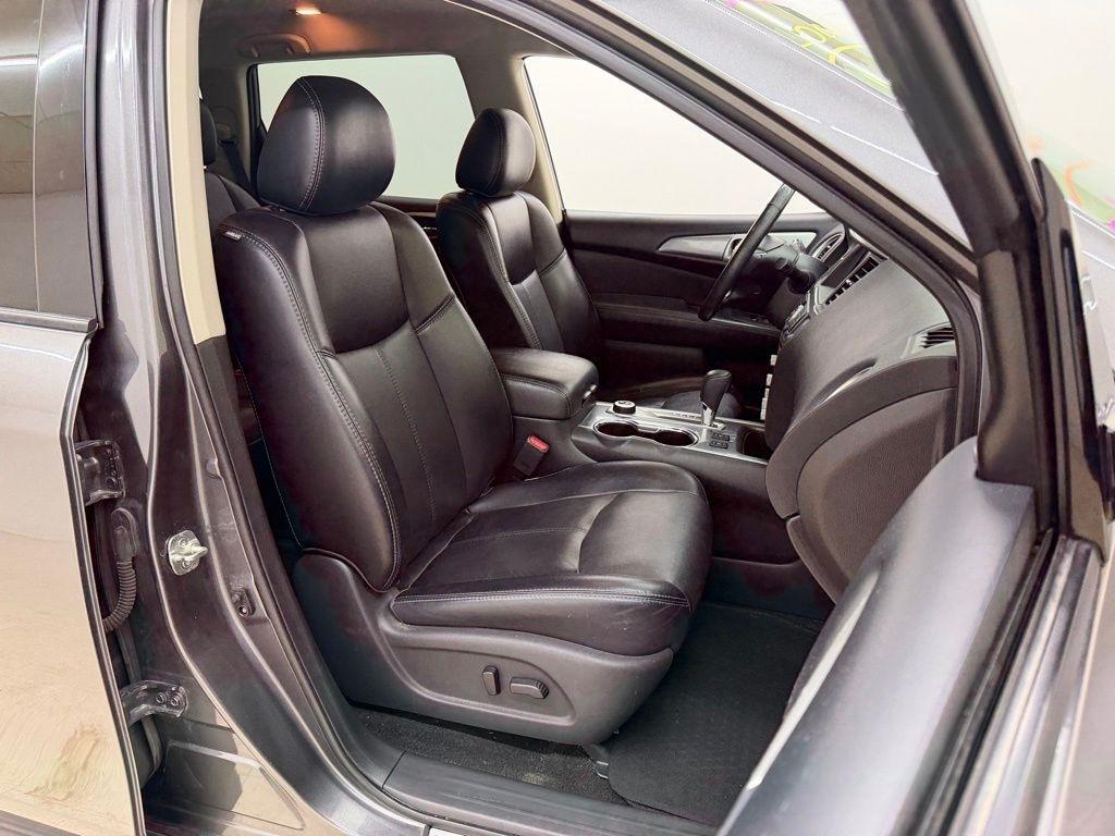 Nissan Pathfinder  2019