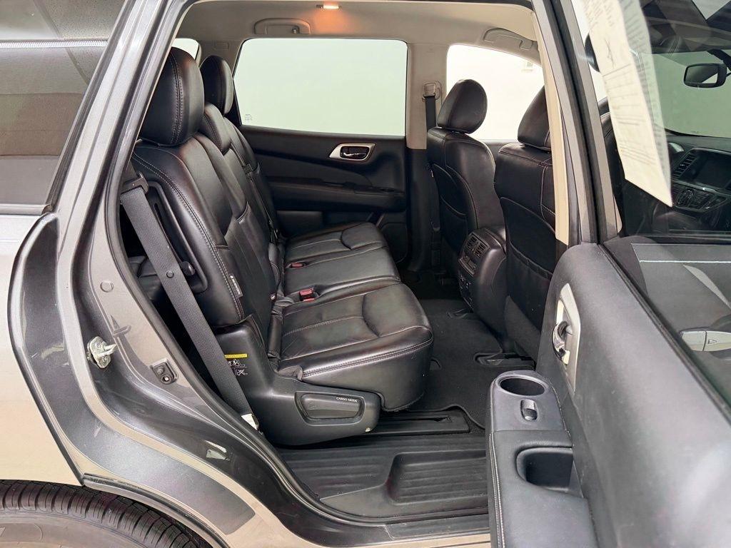Nissan Pathfinder  2019
