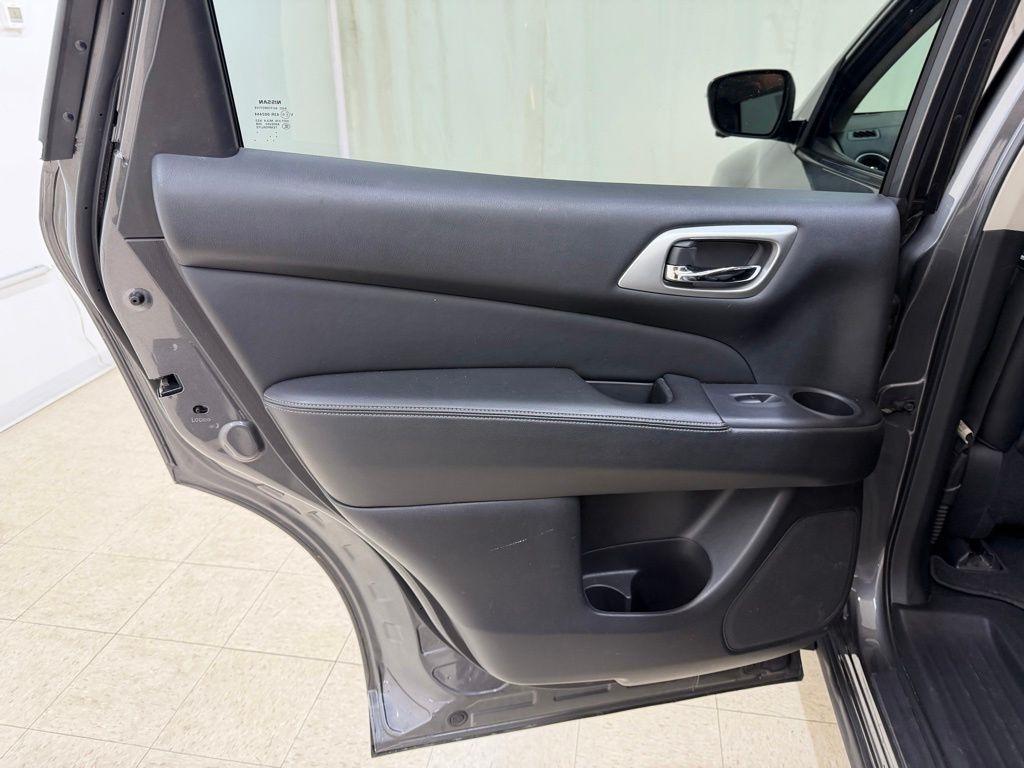 Nissan Pathfinder  2019