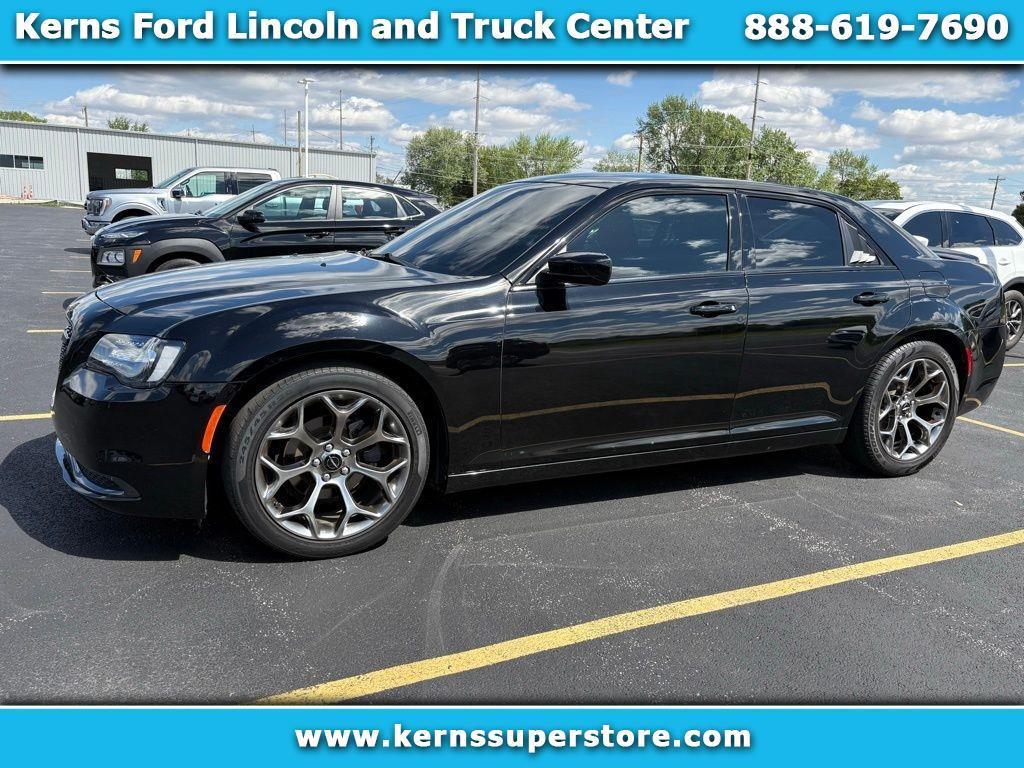 2018 Chrysler 300 Touring