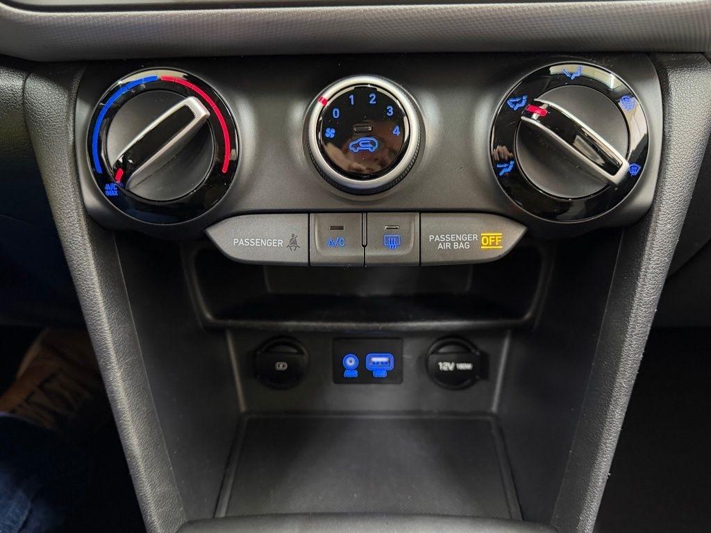 Hyundai Kona  2020