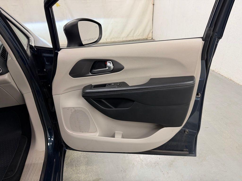 Chrysler Pacifica  2023