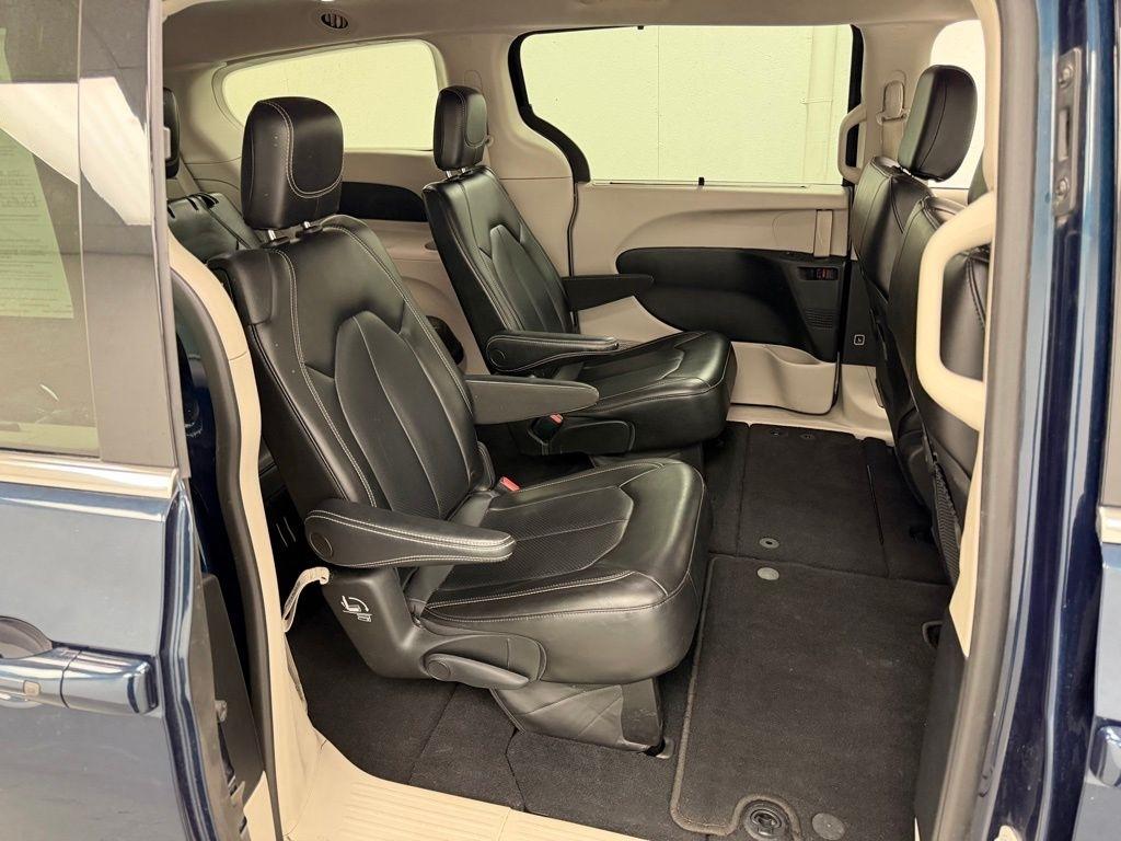 Chrysler Pacifica  2023