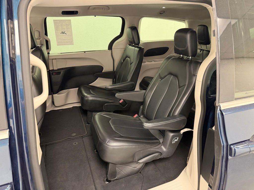 Chrysler Pacifica  2023
