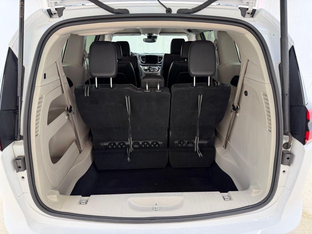 Chrysler Pacifica  2022