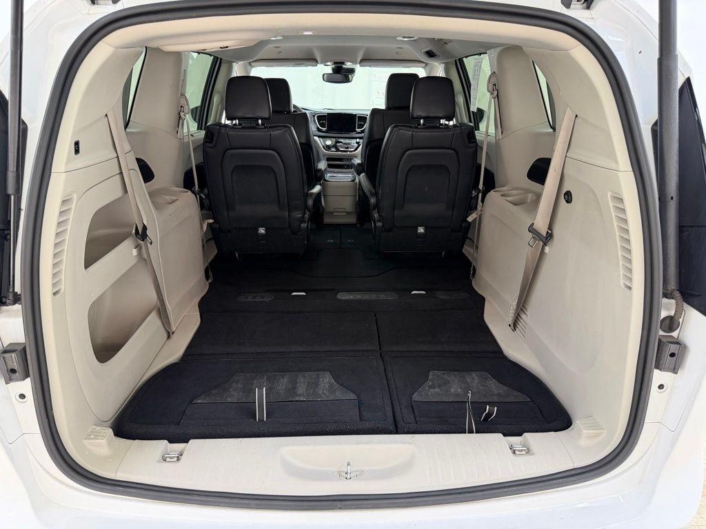 Chrysler Pacifica  2022