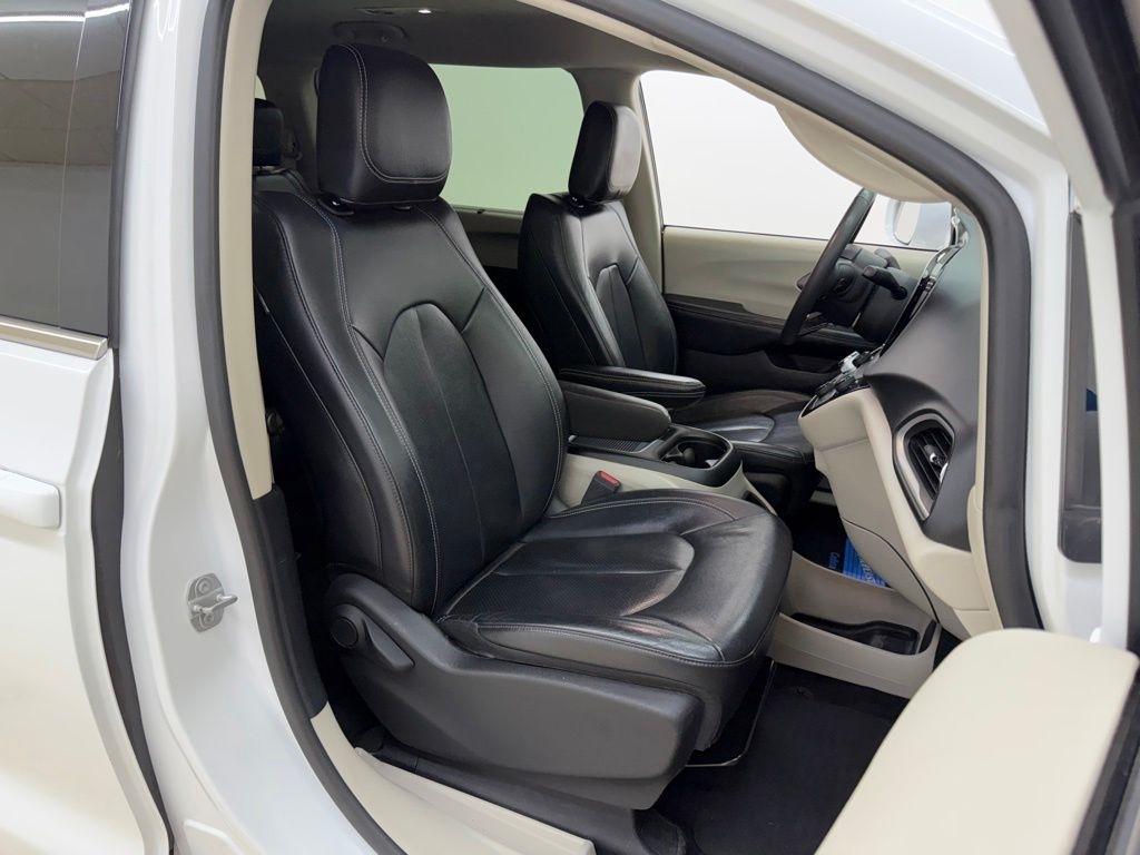Chrysler Pacifica  2022