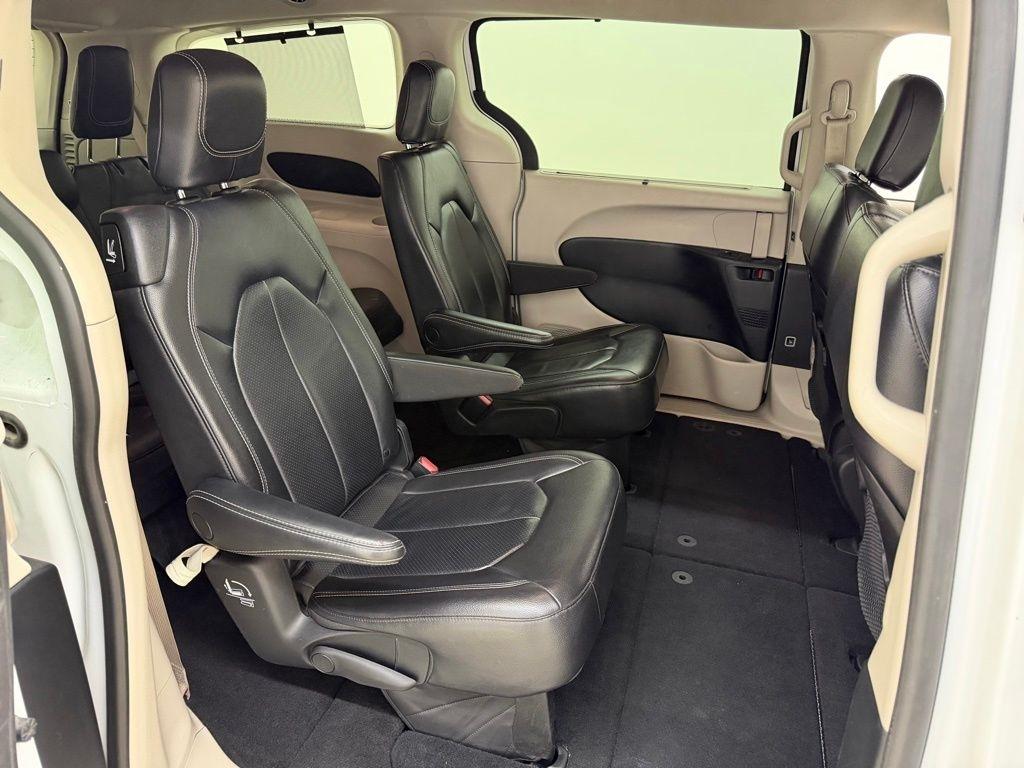 Chrysler Pacifica  2022