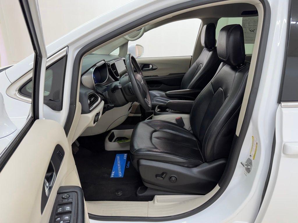 Chrysler Pacifica  2022