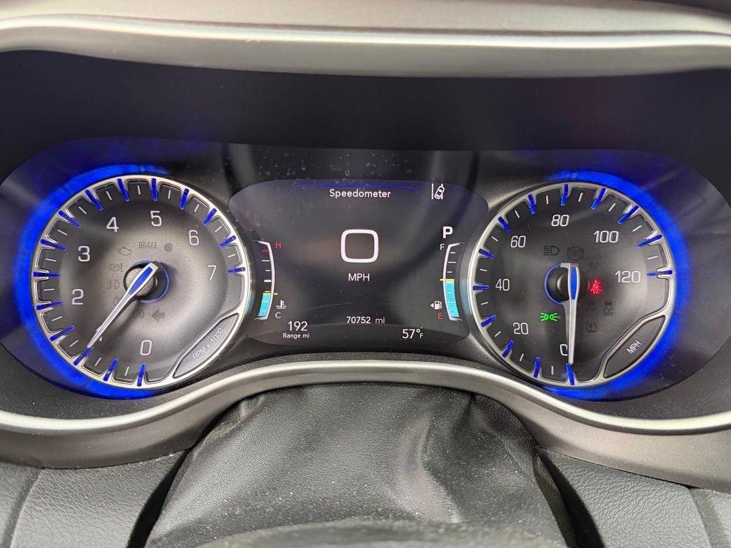 Chrysler Pacifica  2022