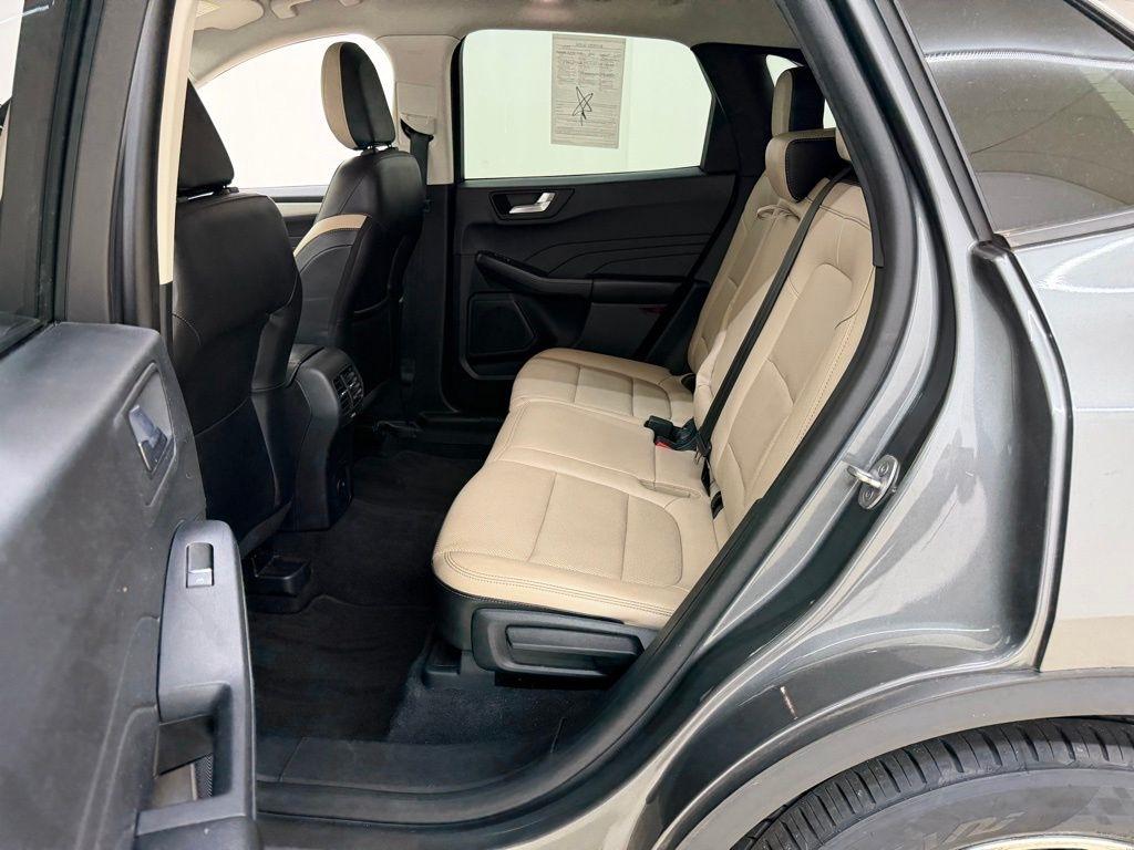 Ford Escape  2022