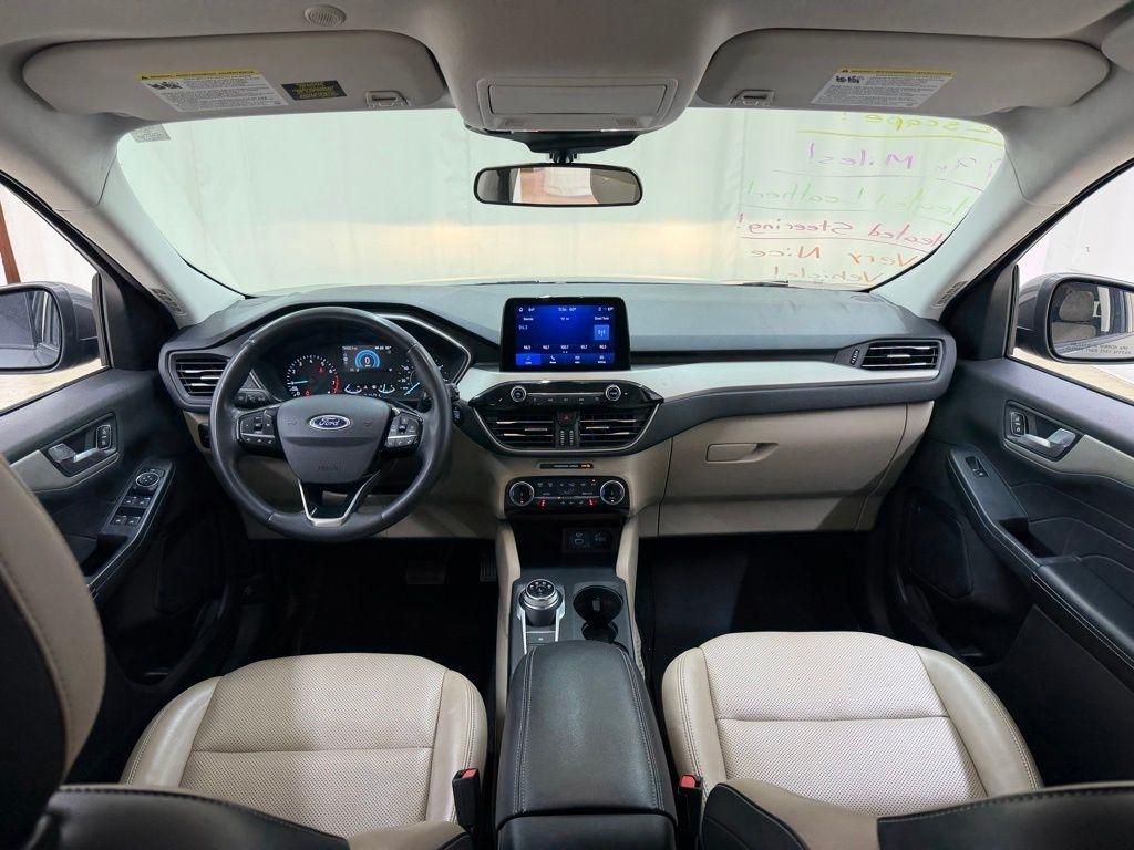 Ford Escape  2022