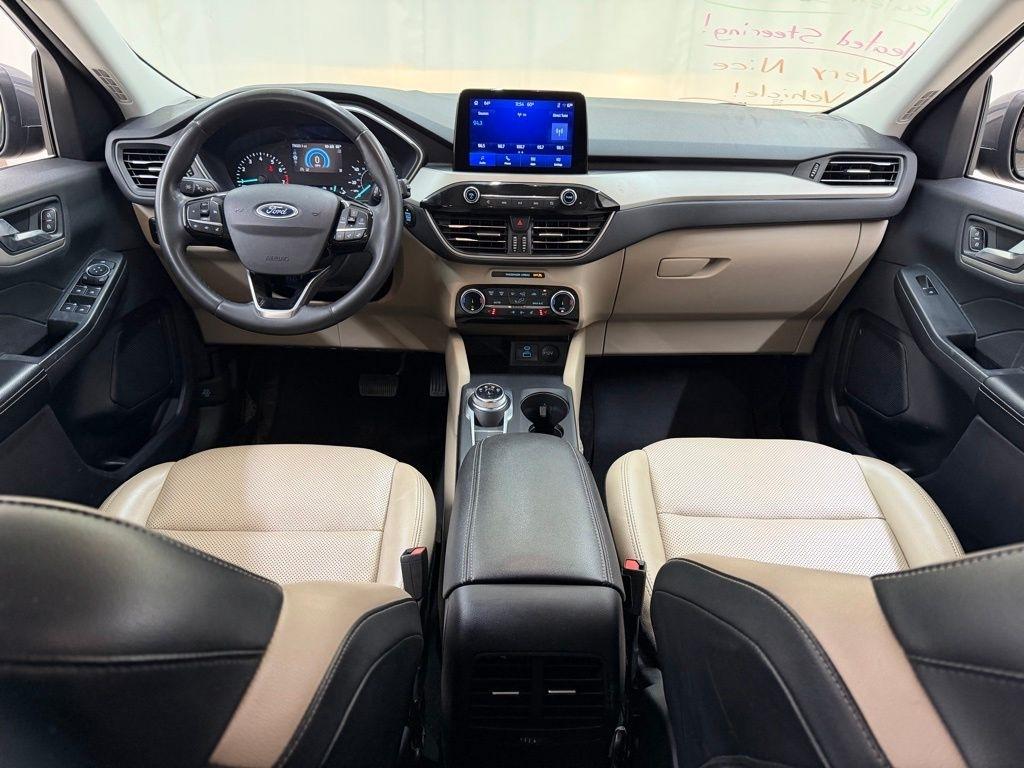 Ford Escape  2022