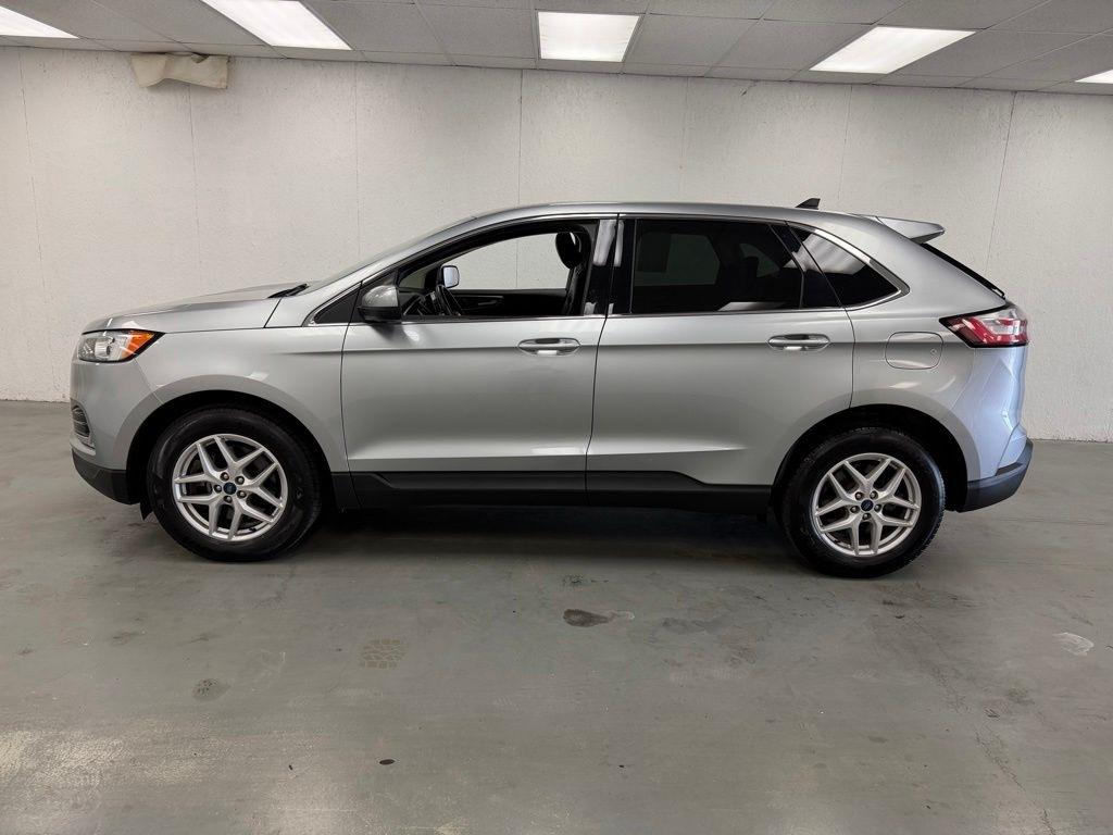 Ford Edge  2021