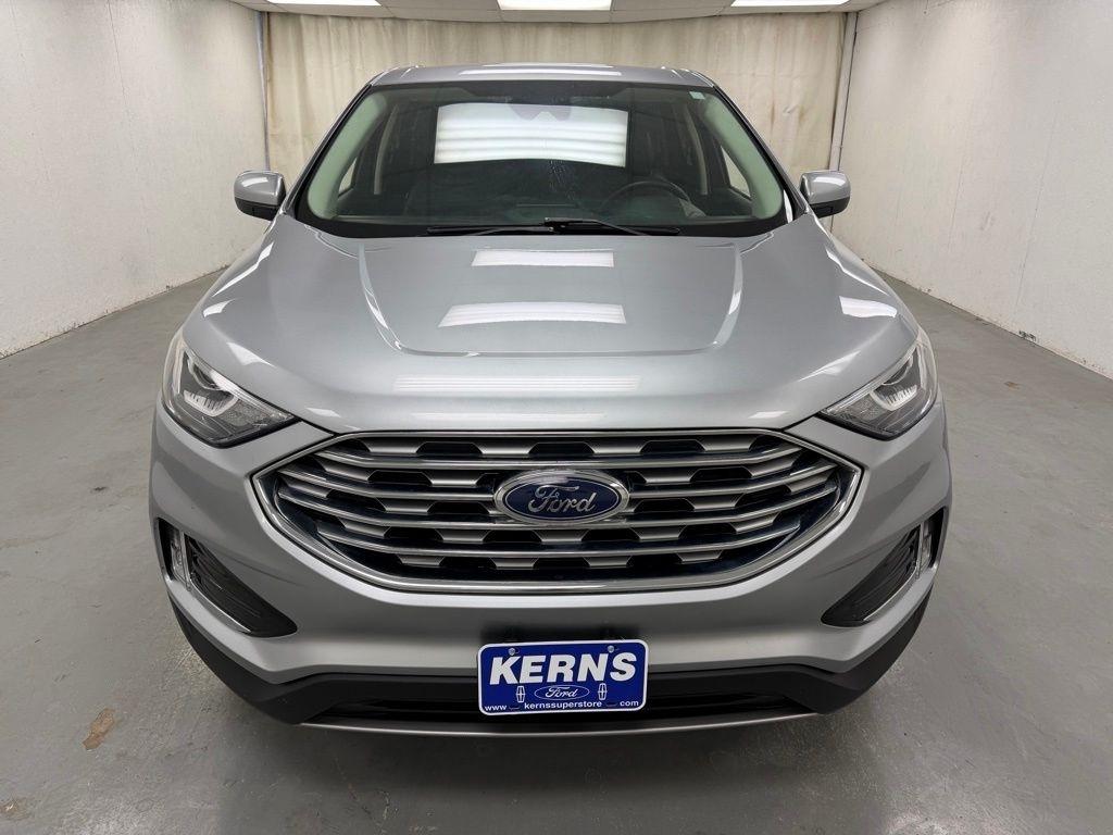 Ford Edge  2021