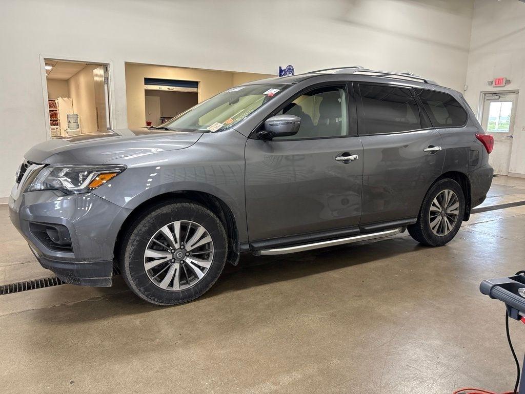 2020 Nissan Pathfinder 