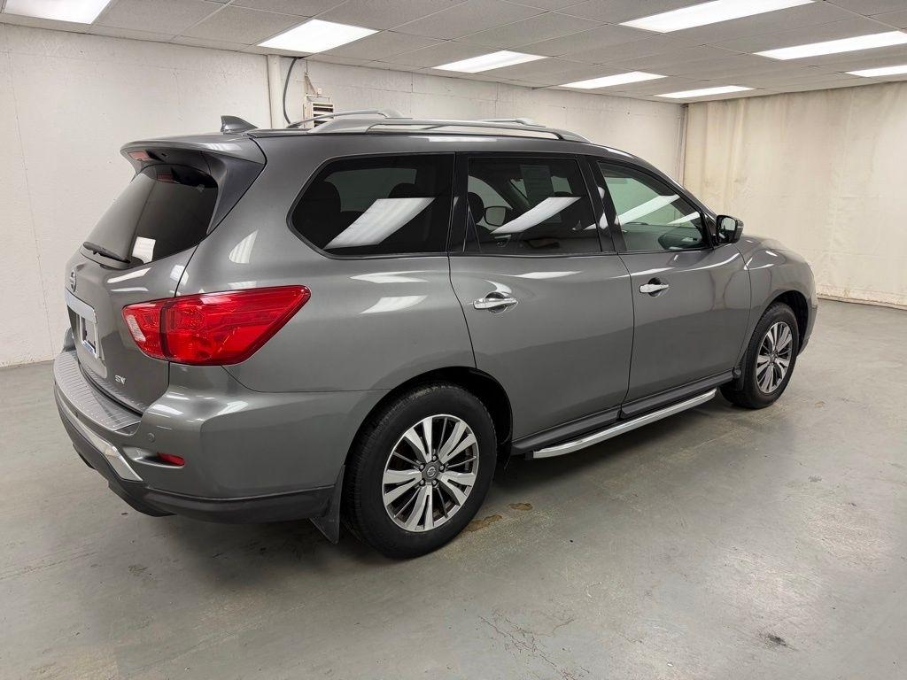 Nissan Pathfinder  2020
