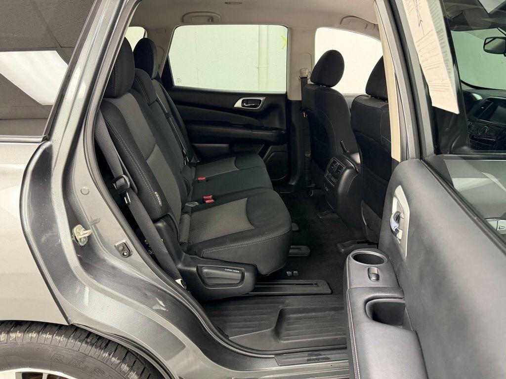 Nissan Pathfinder  2020