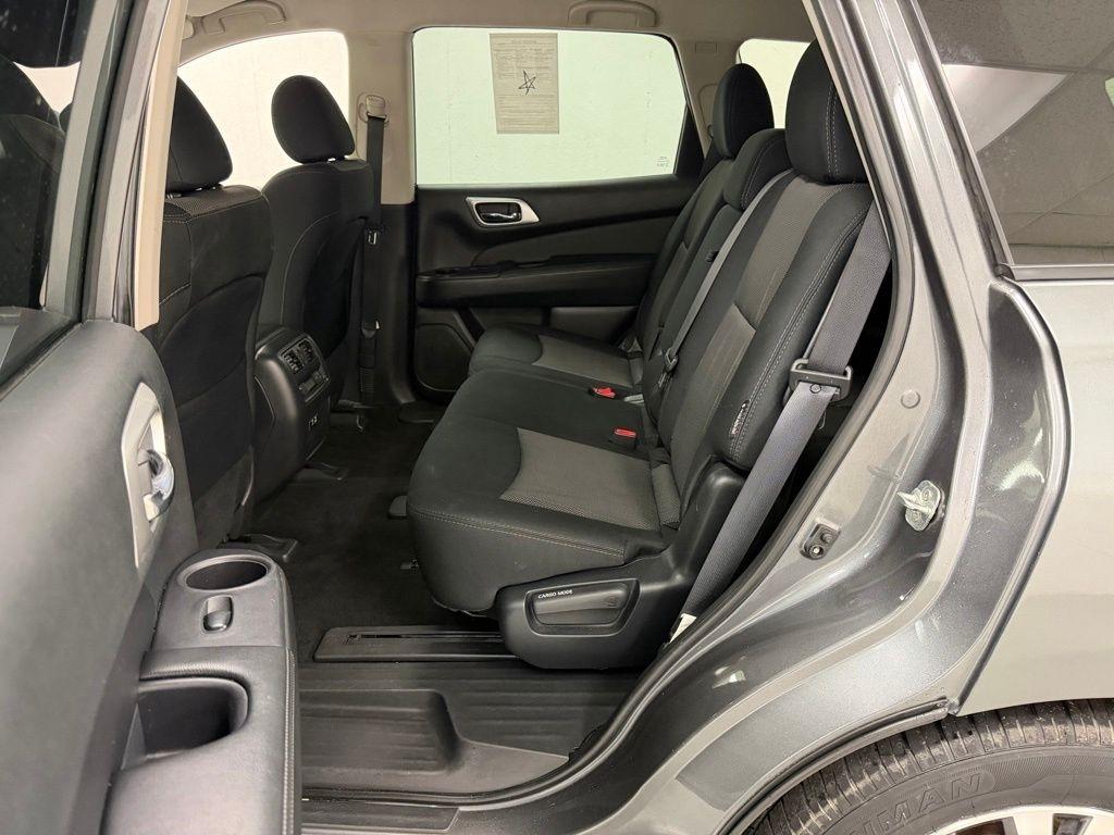 Nissan Pathfinder  2020
