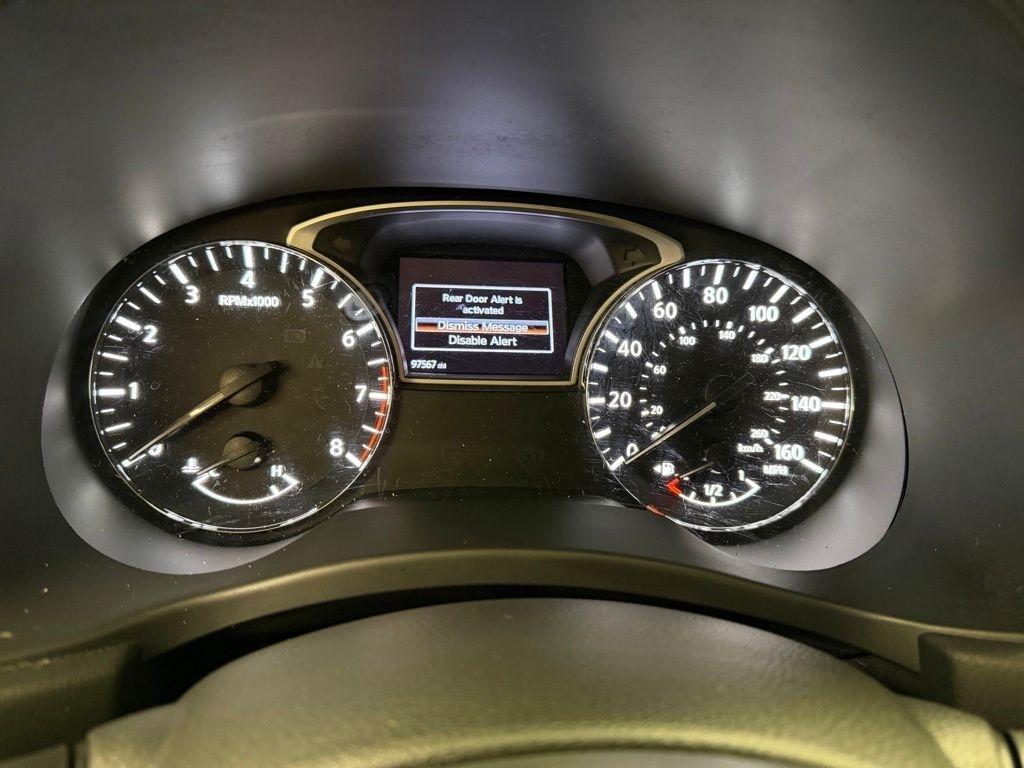 Nissan Pathfinder  2020