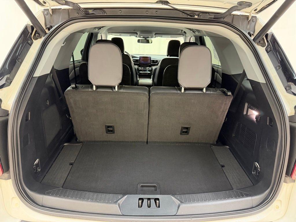 Ford Explorer  2023