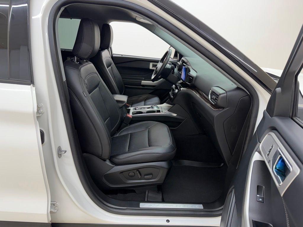 Ford Explorer  2023