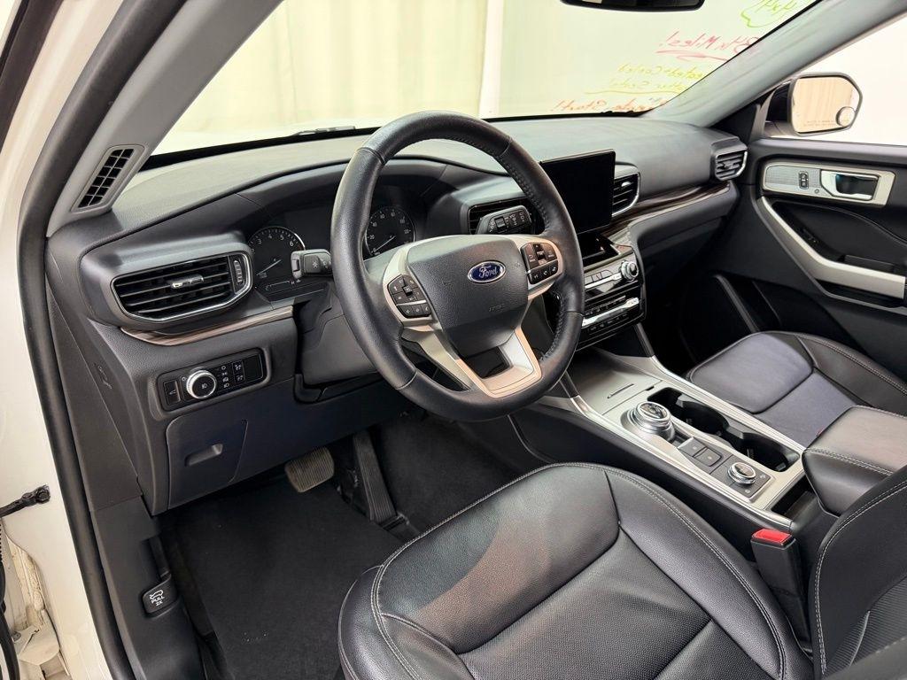 Ford Explorer  2023