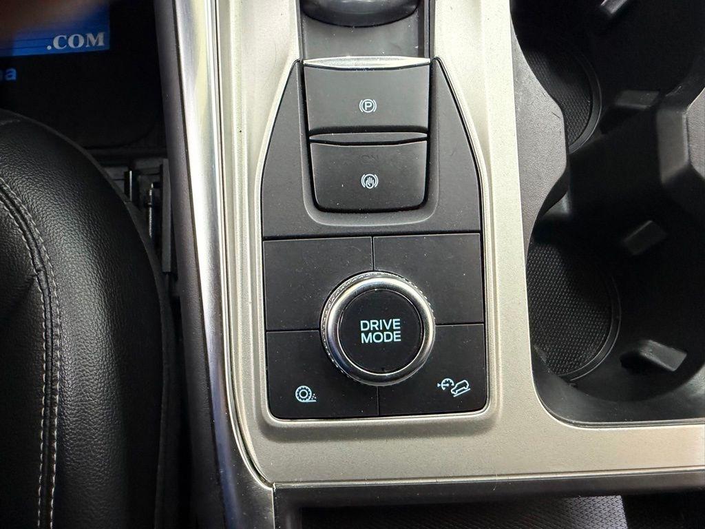 Ford Explorer  2023