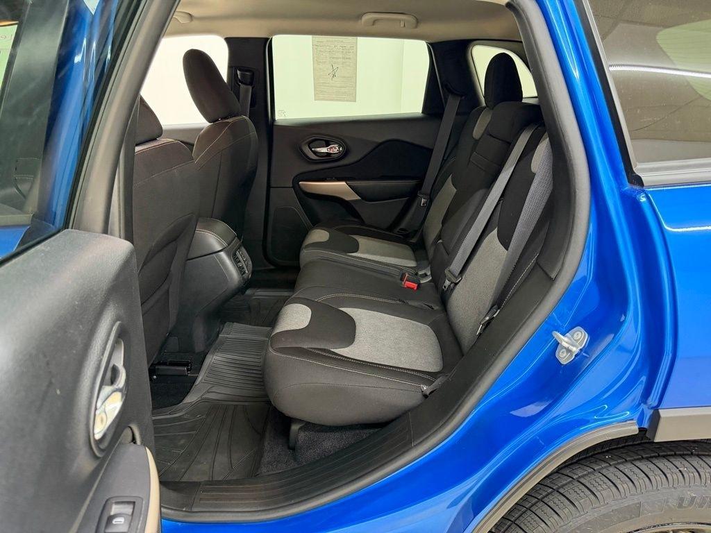 Jeep Cherokee  2018