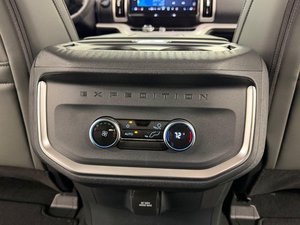 Ford Expedition  2026
