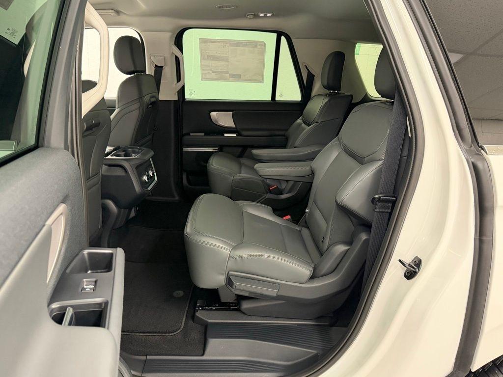 Ford Expedition  2026