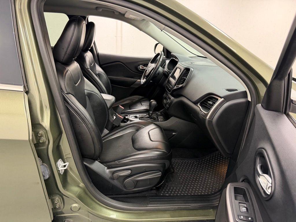 Jeep Cherokee  2019