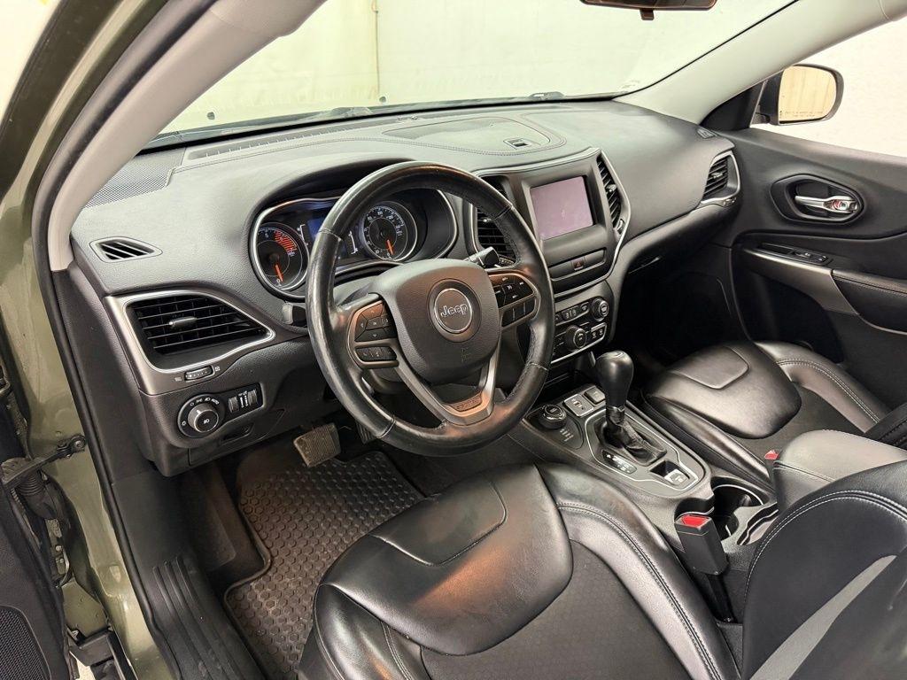 Jeep Cherokee  2019
