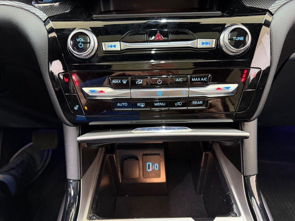 Ford Explorer  2024