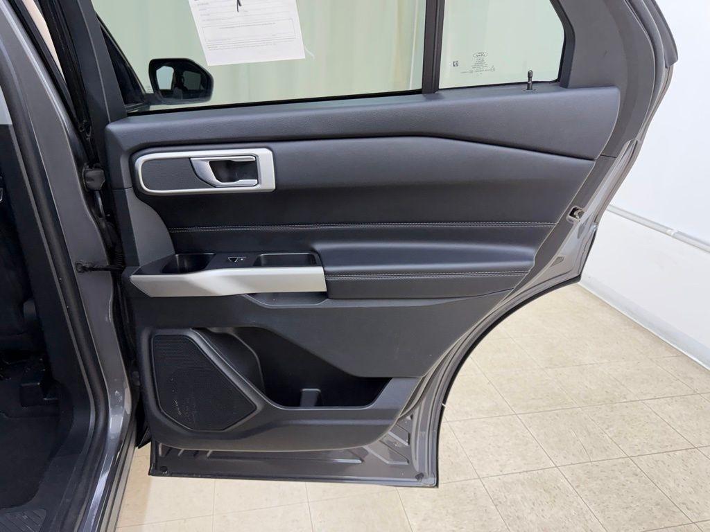 Ford Explorer  2022