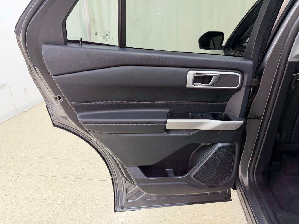 Ford Explorer  2022