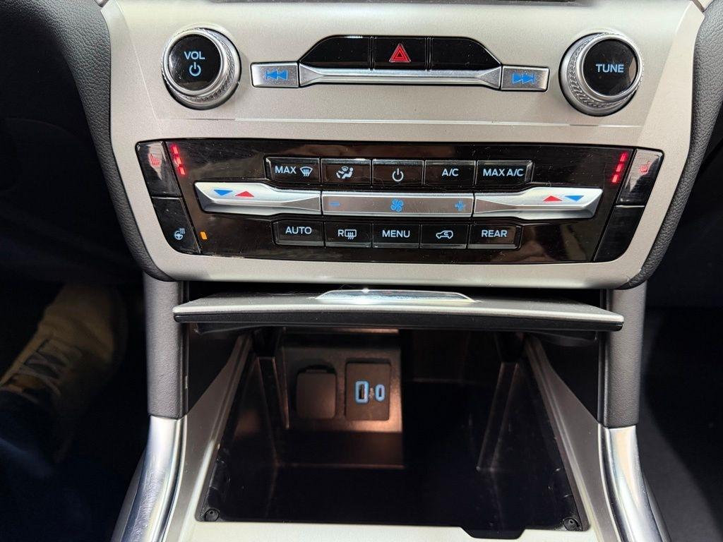 Ford Explorer  2022
