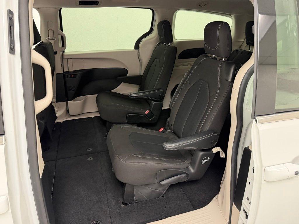 Chrysler Voyager  2023