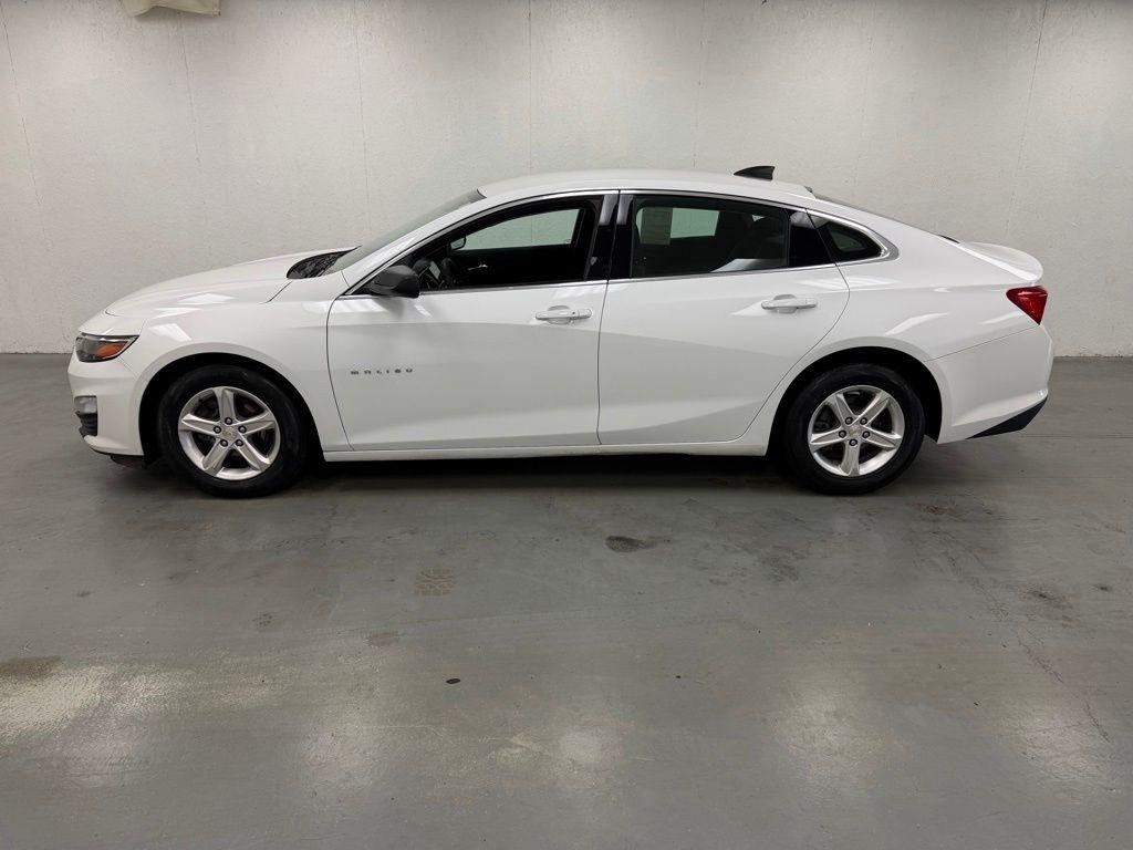Chevrolet Malibu  2022
